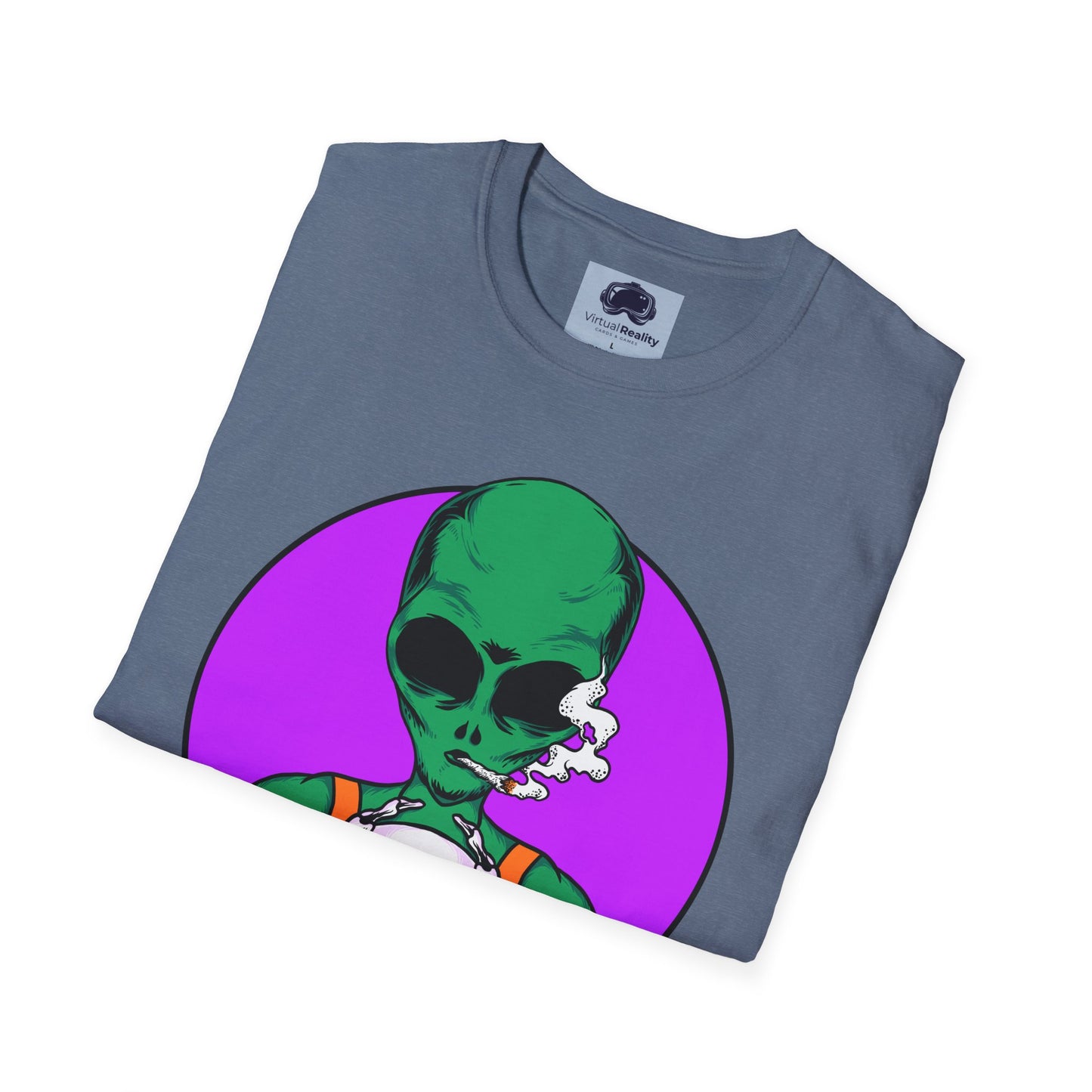 Alien Smoking - Unisex Softstyle T-Shirt - Trippy 420 Teeshirt - Psychedelic Mushrooms
