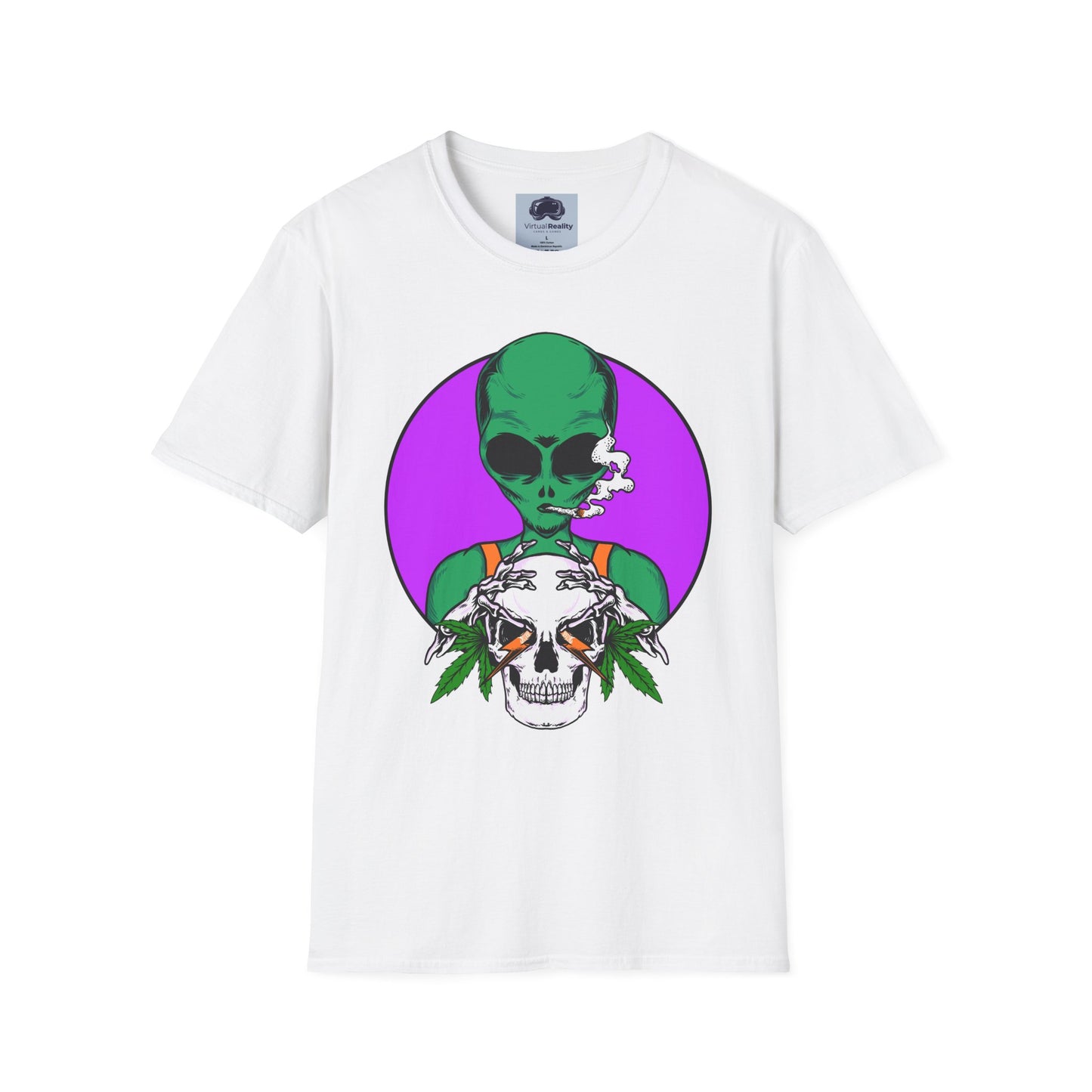 Alien Smoking - Unisex Softstyle T-Shirt - Trippy 420 Teeshirt - Psychedelic Mushrooms