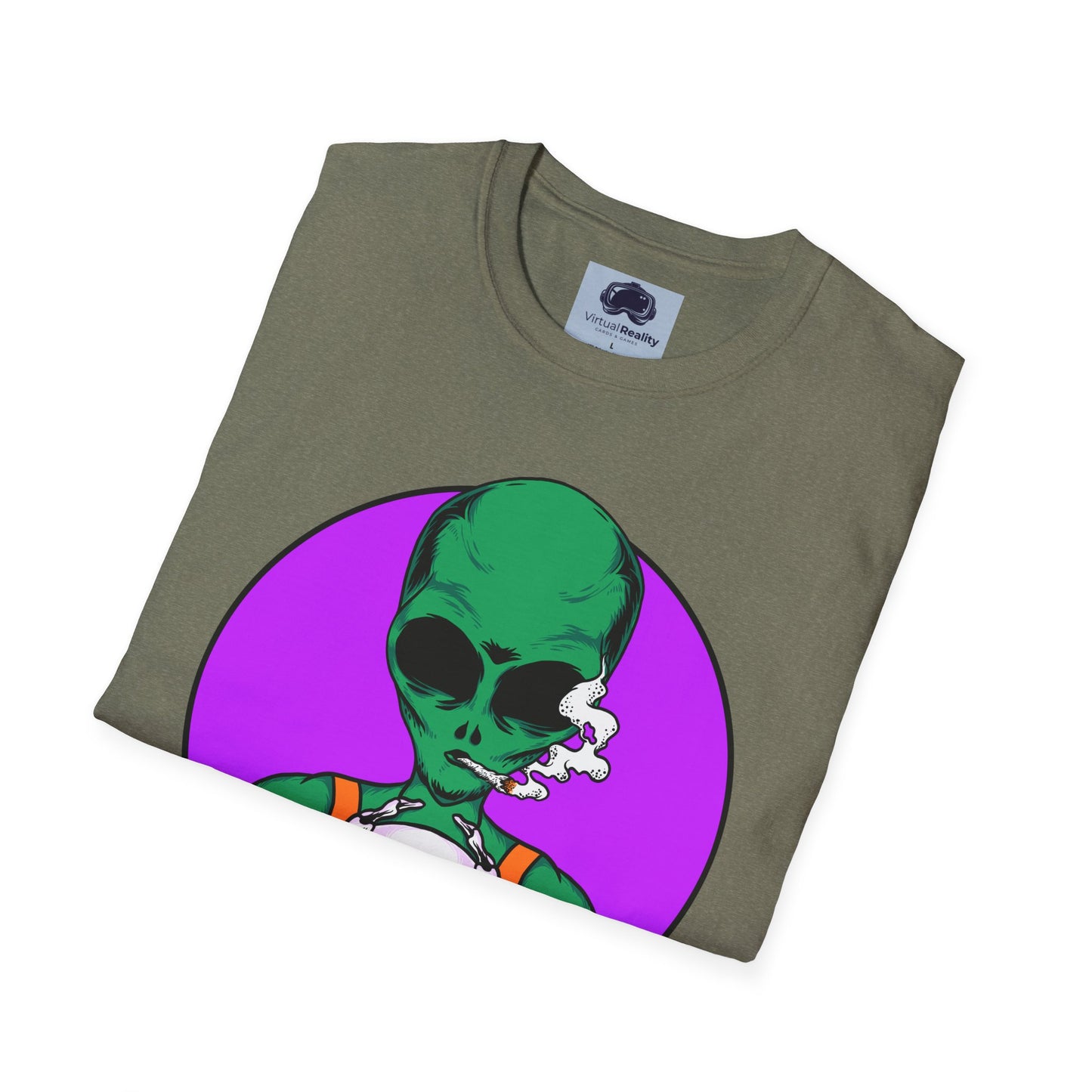 Alien Smoking - Unisex Softstyle T-Shirt - Trippy 420 Teeshirt - Psychedelic Mushrooms