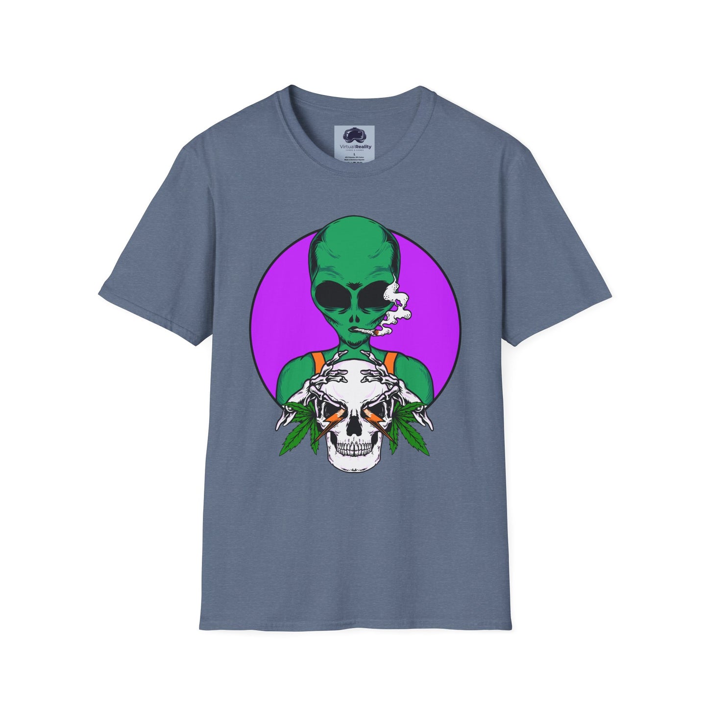 Alien Smoking - Unisex Softstyle T-Shirt - Trippy 420 Teeshirt - Psychedelic Mushrooms