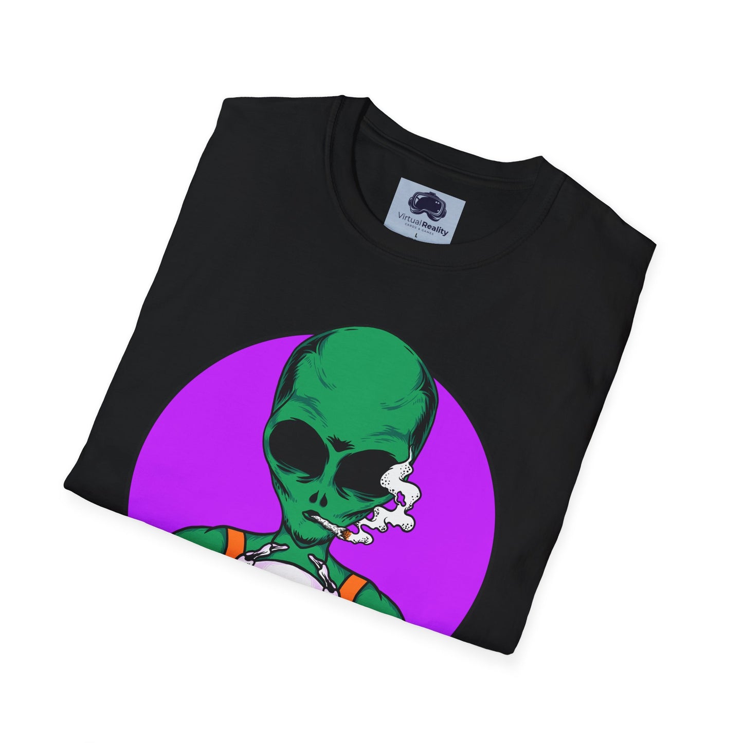 Alien Smoking - Unisex Softstyle T-Shirt - Trippy 420 Teeshirt - Psychedelic Mushrooms