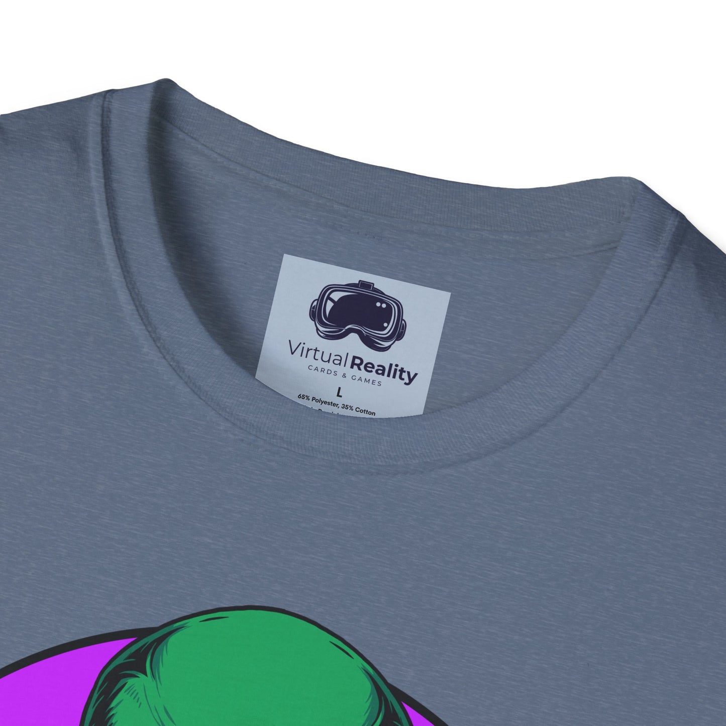 Alien Smoking - Unisex Softstyle T-Shirt - Trippy 420 Teeshirt - Psychedelic Mushrooms